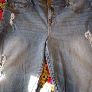 Torrid premium distressed jeggings